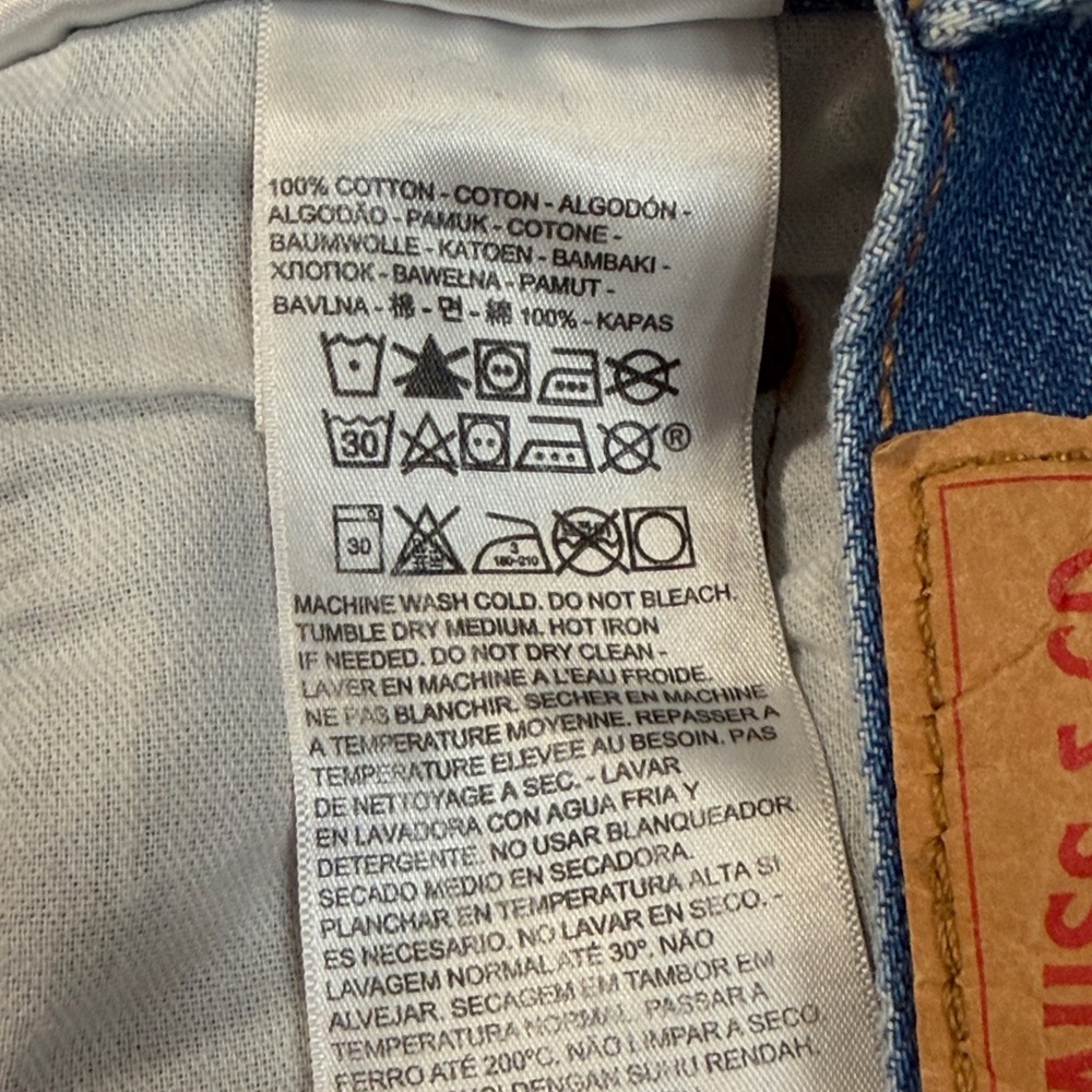 Levi's Button Fly Jeans - Picture 10 of 11